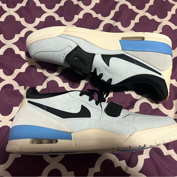 Nike Air Jordan Legacy 312 Low “Pale Blue” University Sneakers - Picture 6 of 16